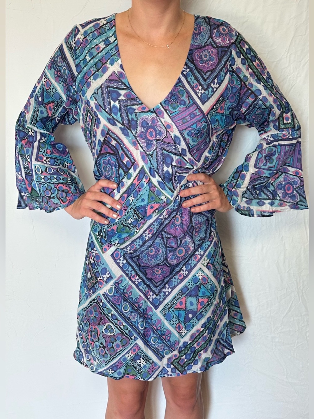 Women’s Blue & Purple Patterned V-Neck Dress